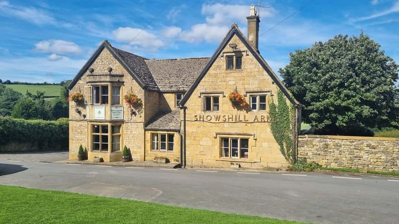 London: Full Day Cotswolds Tour with Shakespeare's Stratford - Bourton-on-the-Water and the River Windrush