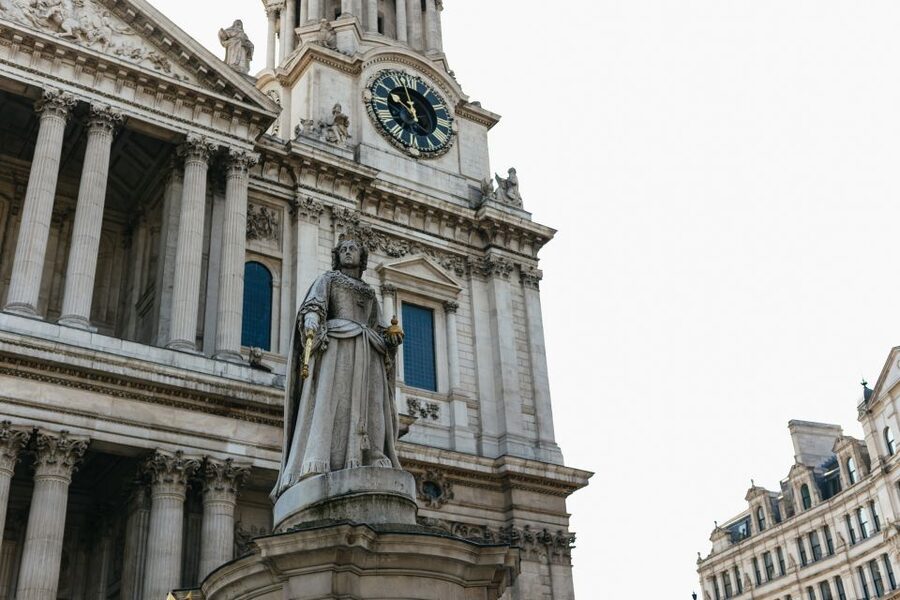 London: Full Day Tower, St. Paul's, Cruise & Eye Experience - Westminster Abbey, Big Ben, and Parliament from the road