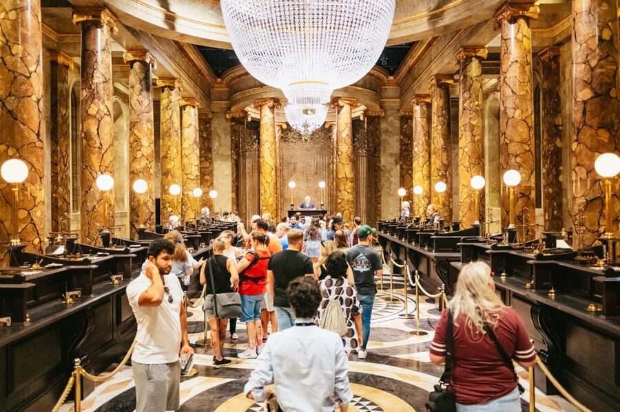 London: Fully-Guided Making of Harry Potter Tour - Starting inside the Great Hall