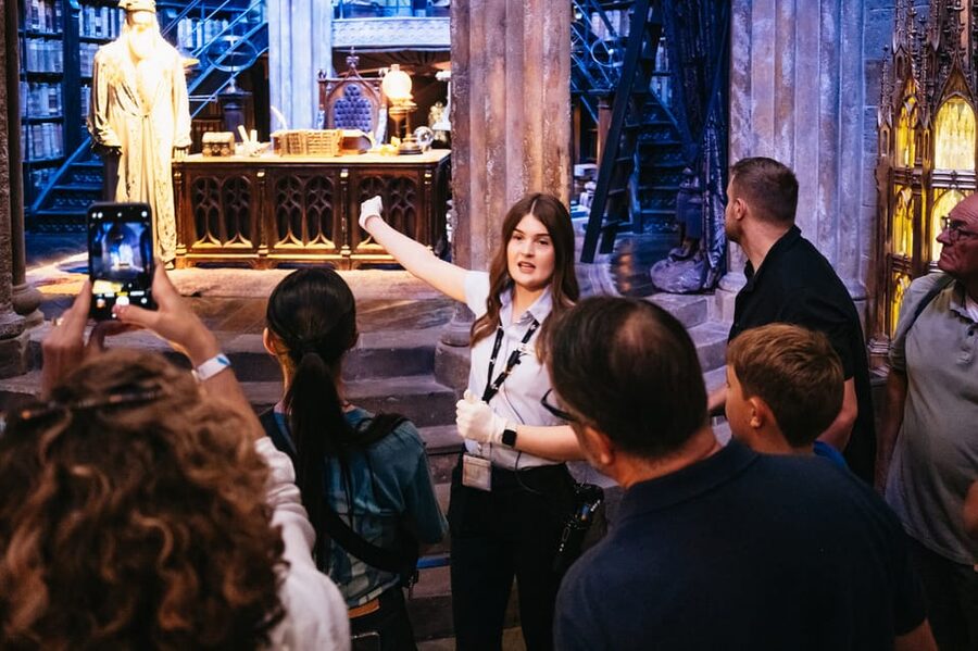 London: Fully-Guided Making of Harry Potter Tour - Meeting at the Euston War Memorial