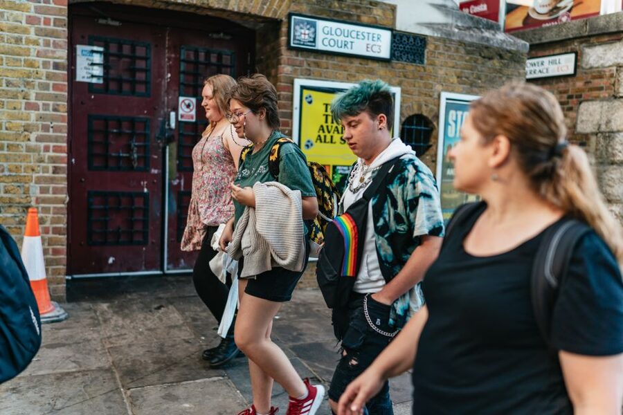 London: Ghastly Ghosts 2-Hour Walking Tour - The guide makes the difference