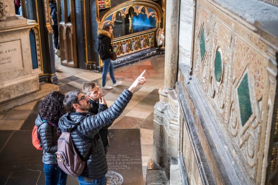London: Go City Explorer Pass® - Tickets for 2-7 Attractions - Stadium tours and unusual choices