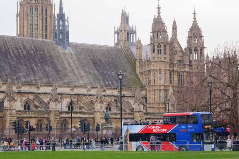 London: Golden Tours Gray Line Hop-on Hop-off Bus Tour - Is $52.53 good value?