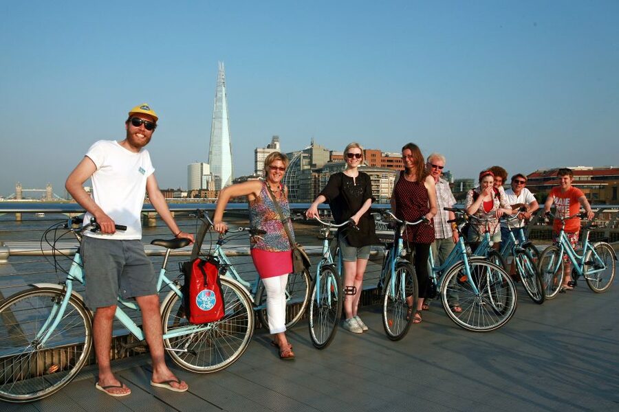 London: Guided Bike Tour of Central London - Archbishop’s Park and Lambeth Palace