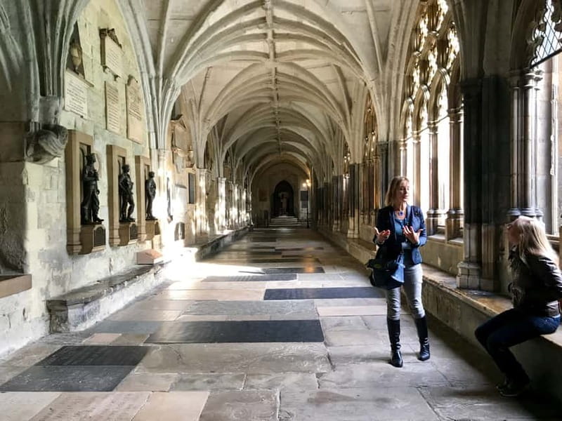 London: Guided Tour of Houses of Parliament & Westminster - The guides make the difference