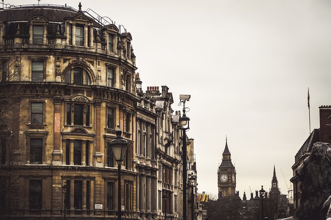 London: Harry Potter Movie Locations Magical Guided Tour - Underground travel with Harry and Arthur Weasley