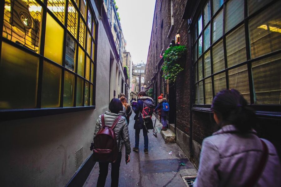 London: Harry Potter Movies Walking Tour (Kids Go Free) - Borough Market and the final stretch to London Bridge