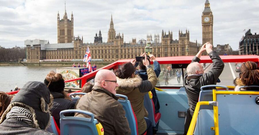 London: Harry Potter Walk, Hop-on Hop-off Bus Tour & Cruise - Seeing London from the Thames