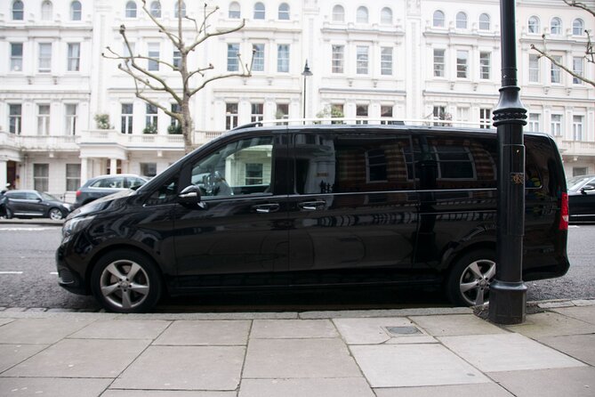London Heathrow (LHR) Airport Arrival Shared Transfer - Airport to Hotel - Finding the representative at Heathrow