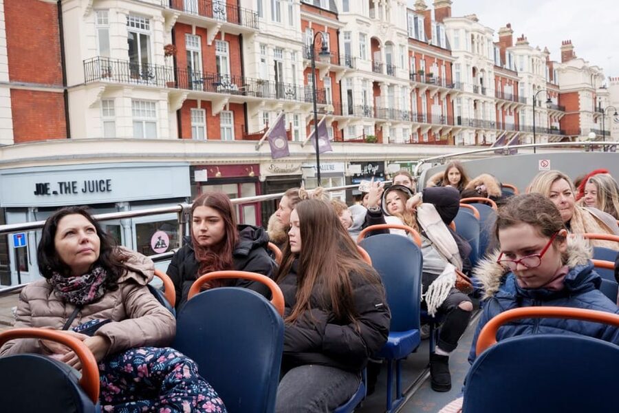 London: Hop-on Hop-off Bus Tour and Madame Tussauds Ticket - Choosing among London’s extra attractions