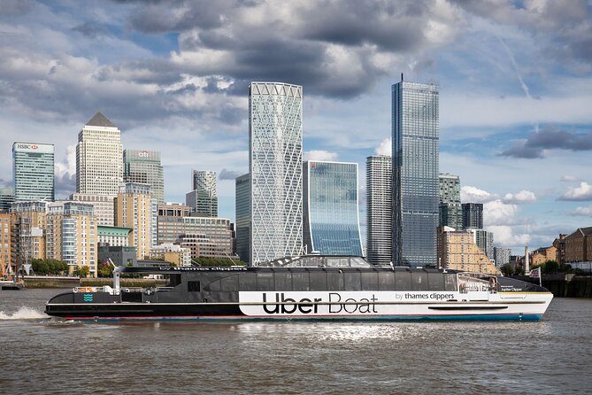 London: IFS Cable Car + Uber Boat One Way River Thames Cruise - The IFS Cloud Cable Car crosses the Thames