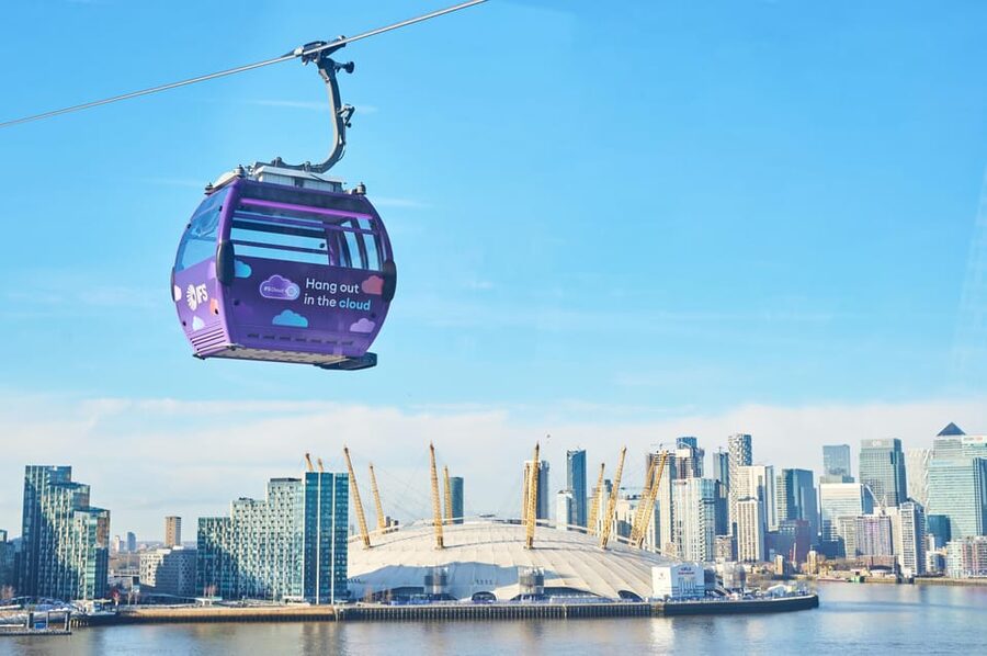 London: IFS Cloud Cable Car - What the ride feels like in the cabin