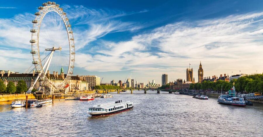 London in One Day Tour with River Cruise - From Kensington to Parliament Square by coach