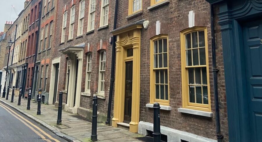 London: Jack the Ripper Walking Tour - Commercial Street and the changing East End
