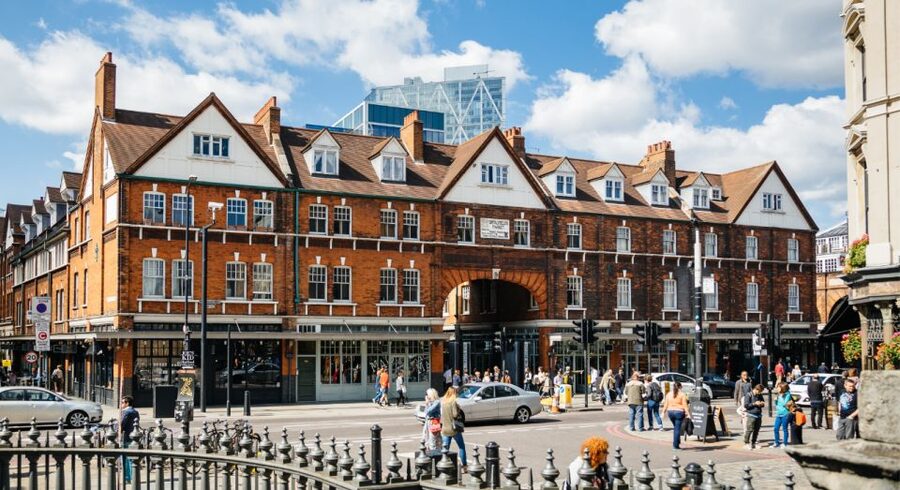 London: Jack the Ripper Walking Tour - The guides make the biggest difference