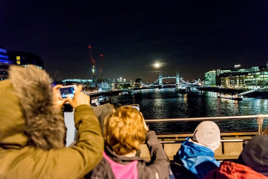 London: Nighttime Open-Top Bus Sightseeing Tour - St. Paul’s Cathedral and the City