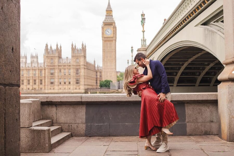 London: Private Photoshoot with Video Clip Option - Timing, weather, and what to wear