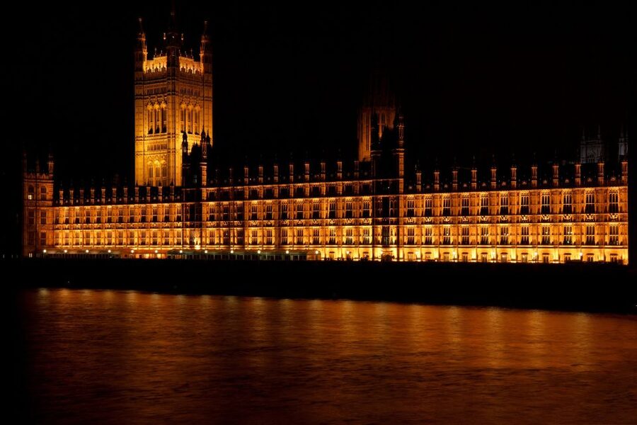 London Private Welcome Tour with a Local Guide - Two to six hours, with room to change pace