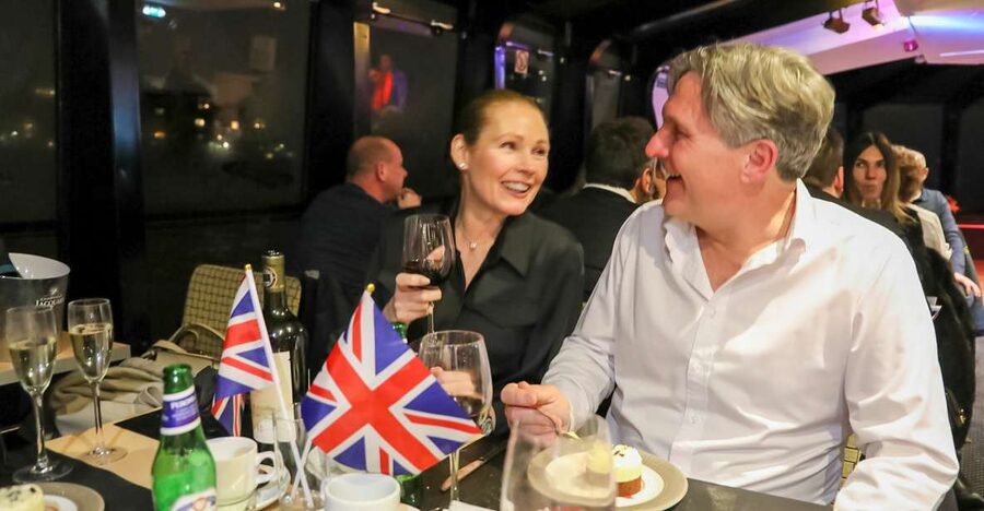 London: River Thames Dinner Cruise - FAQ