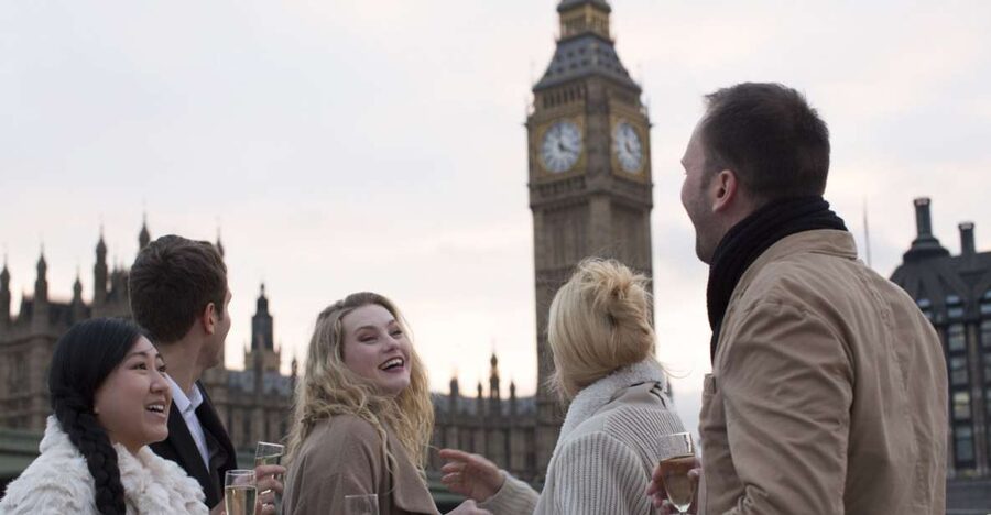 London: River Thames Evening Cruise with Bubbly and Canapés - Is $37 a fair price?