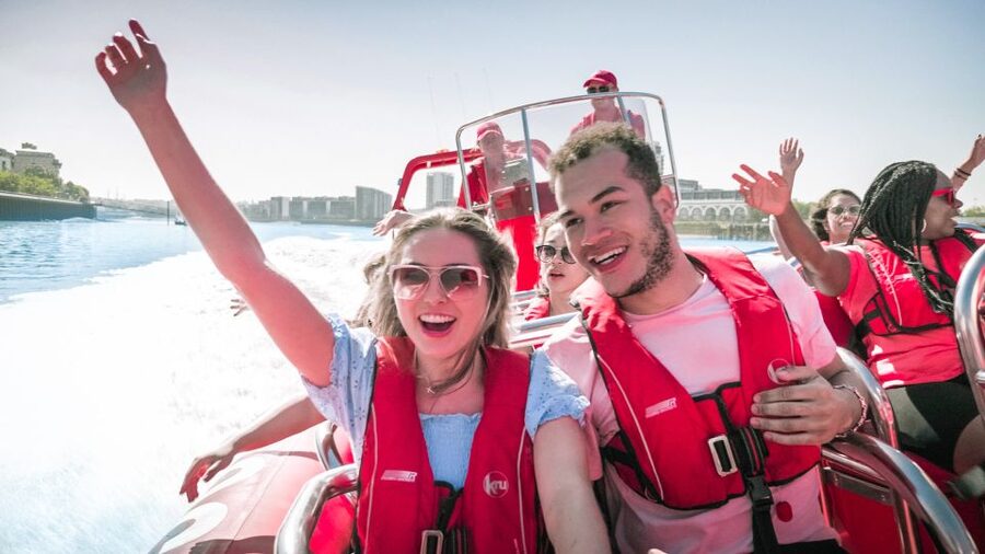 London: River Thames Speed Boat Tour - A Thames ride with two very different moods