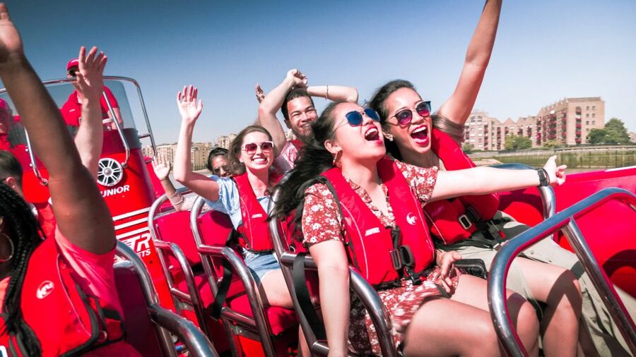 London: River Thames Speed Boat Tour - The speed run toward Canary Wharf