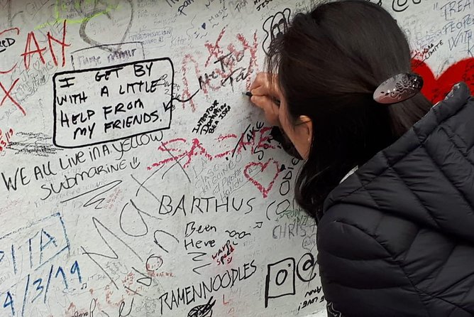 London Rock Legends Tour including Abbey Road - Abbey Road and the famous crossing