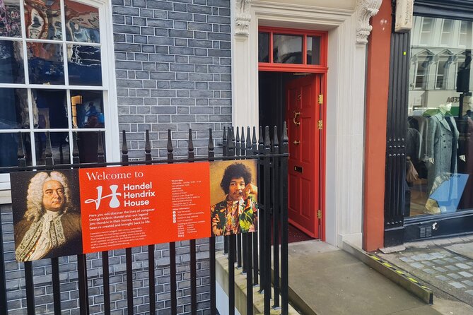 London Rock N Roll Beatles Private Black Cab Tour - Montagu Square and the homes behind the songs