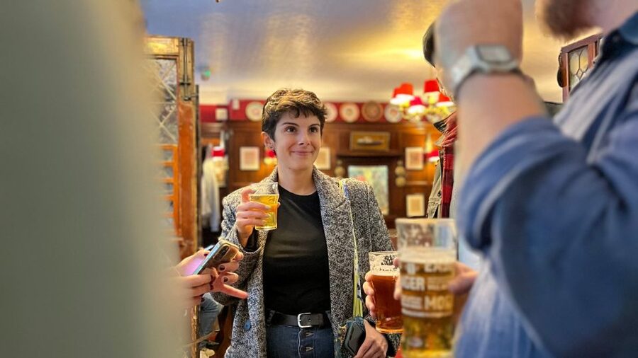 London: Royal Historic Pubs Walking Tour - Key points at a glance