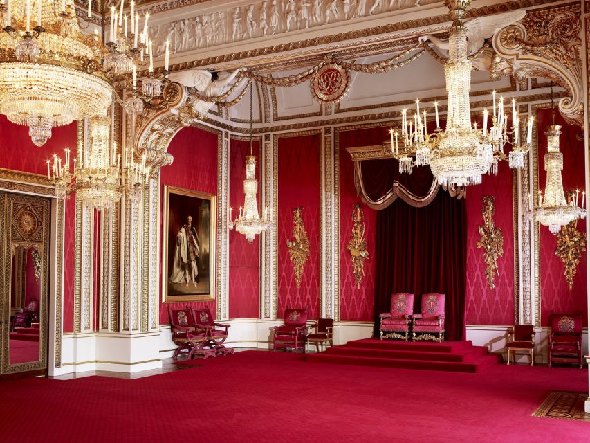 London: Royal Walking Tour and Buckingham Palace Audio Tour - Key points to know before booking
