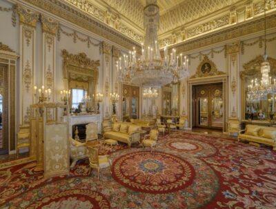 Royal Walking Tour and Buckingham Palace Audio Tour
