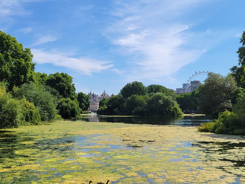 London: Royal Walking Tour and Buckingham Palace Audio Tour - Inside the State Rooms and royal collection