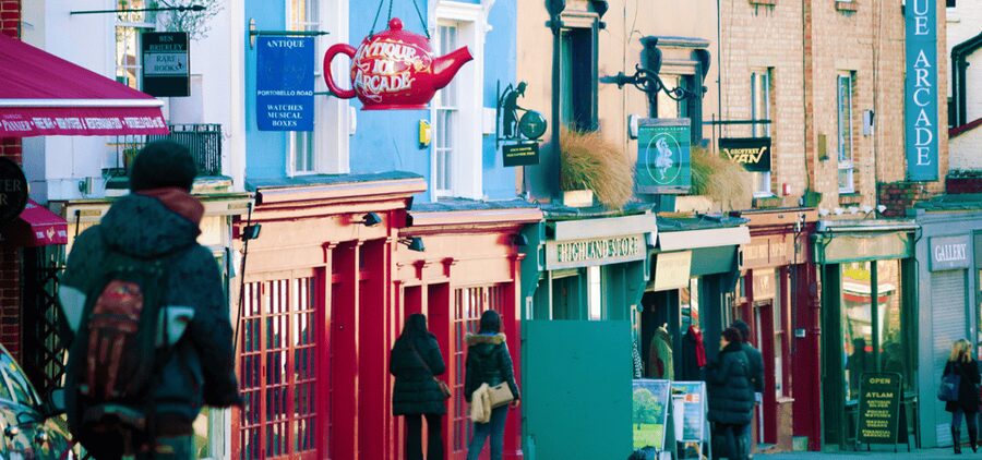 London: Self-Guided Notting Hill Walking Tour with an APP - Pembridge Crescent and Simon Close