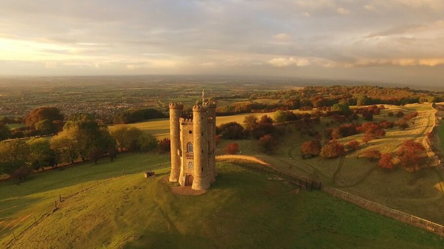London: Small Group Cotswolds Trip with Bourton-on-the-Water - Broadway Tower and the high view