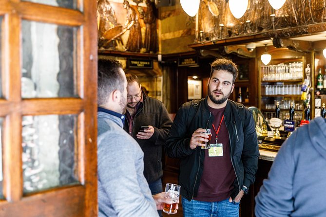 London Small Group Tour of Historical Pubs - Four pubs, four different slices of London
