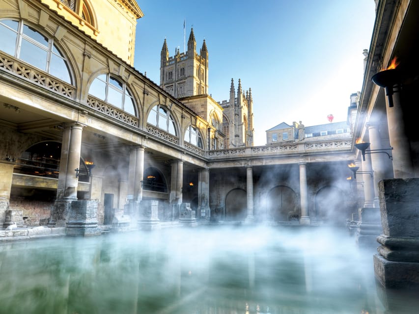 London: Stonehenge & Bath Day Trip with Optional Roman Baths - Meeting the stones at Stonehenge