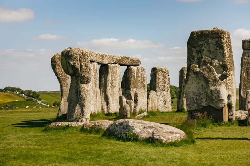 London: Stonehenge Morning or Afternoon Tour Optional Lunch - Two and a half hours at the stone circle