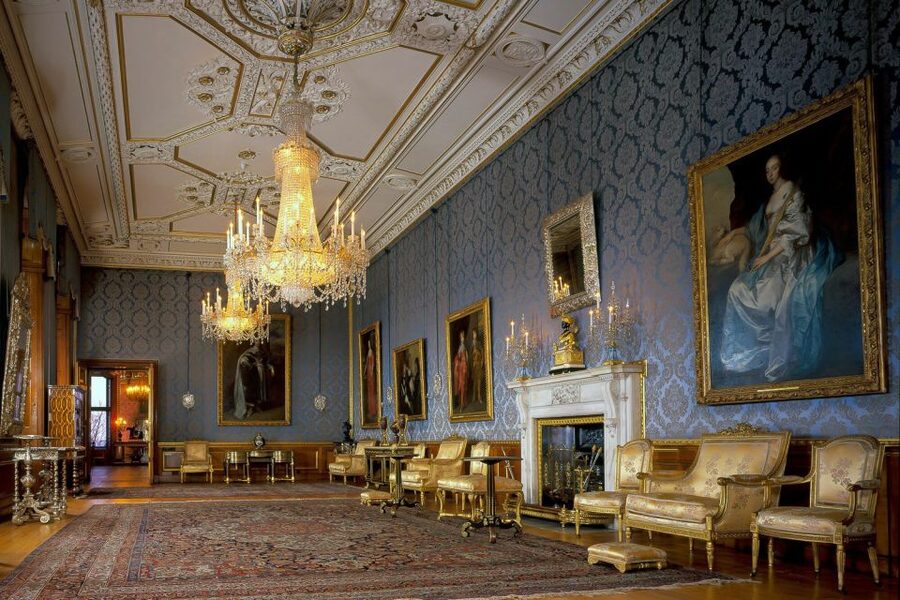 London: Stonehenge, Windsor Castle, Bath, Lacock & Pub Lunch - Lacock and the George Inn lunch