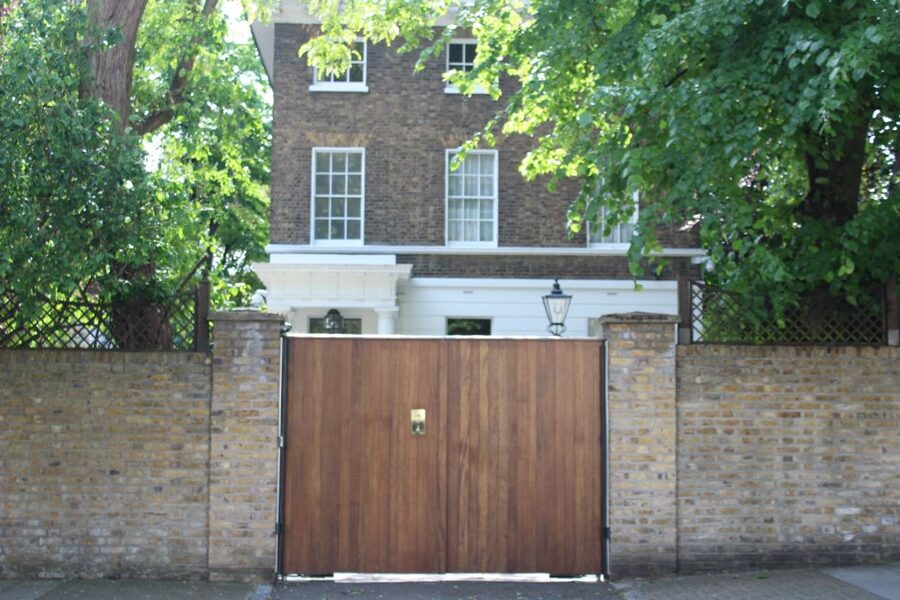 London: The Beatles Walking Tour of Marylebone and Abbey Rd - Who will enjoy this Beatles walk?