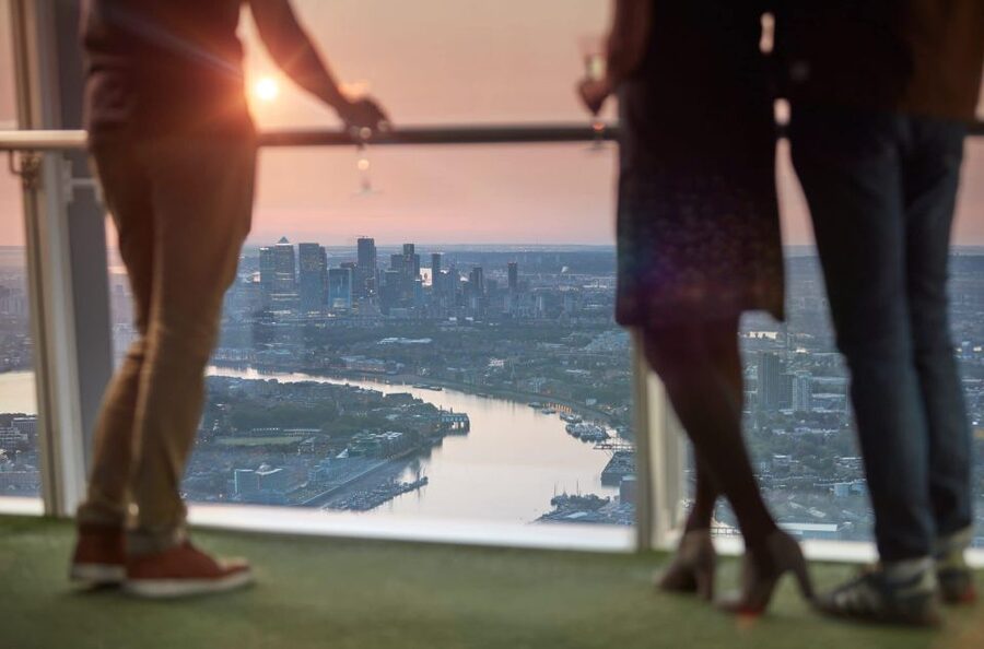London: The View from The Shard - Reading London from 800 feet