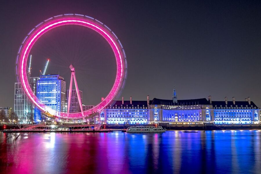 London: Tootbus London by Night Bus Tour - Timing, traffic, and practical comfort