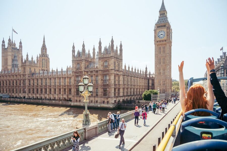 London: Tootbus Must-See Hop-On Hop-Off Bus Tour with Cruise - The Thames cruise from Westminster to Tower Pier