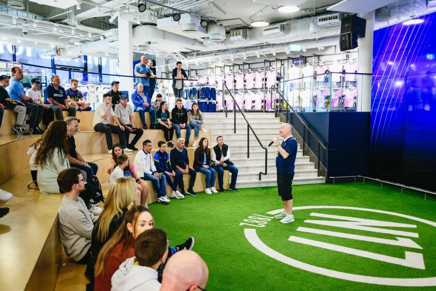 London: Tottenham Hotspur Stadium Tour - The changing rooms and players’ route