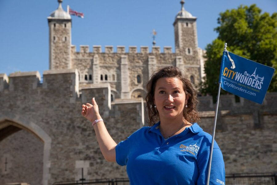 London: Tower of London & Changing of the Guard Experience - Who should book this London morning?
