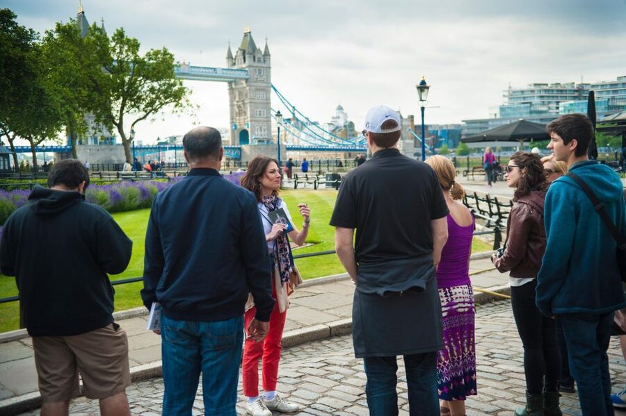 London: Tower of London, Thames Boat & Changing of the Guard - The Westminster walking route and Buckingham Palace finish