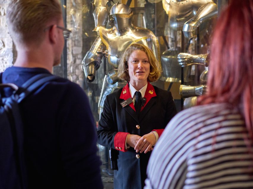 London: Tower of London Tour with Crown Jewels & Beefeaters - Who will enjoy this tour most?