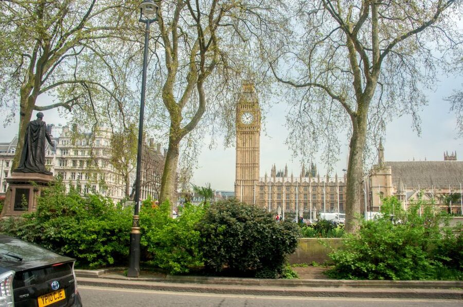 London: Vintage Bus Tour and London Eye Ticket - Parliament, Big Ben, and Westminster Abbey
