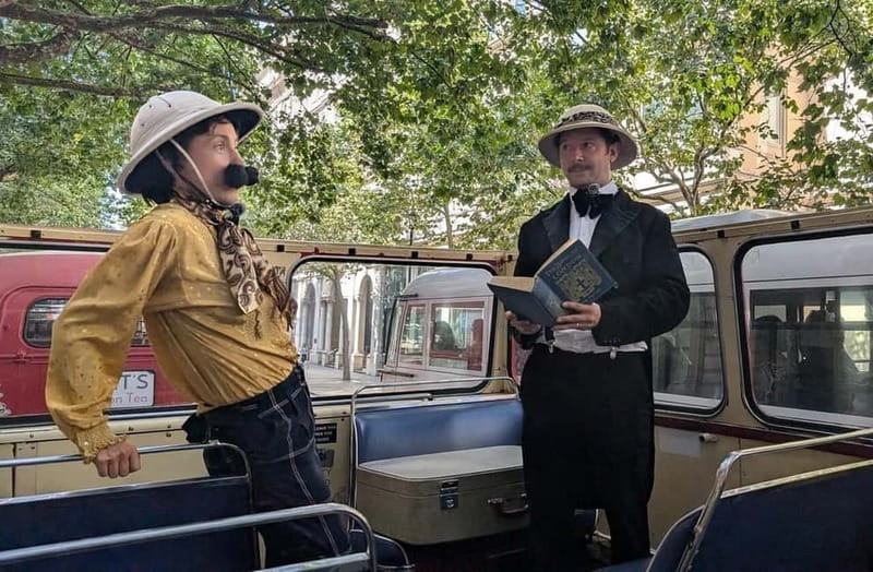 London Vintage Bus Tour: Live Comedy Sightseeing Show - How this compares with walking London