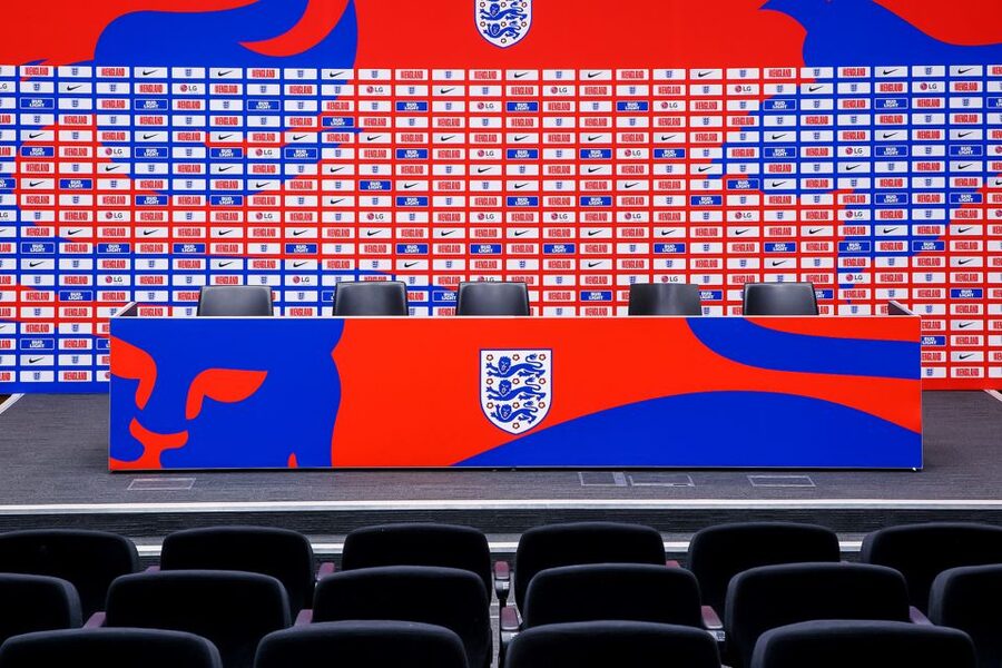 London: Wembley Stadium Guided Tour - The guides are a big part of the value