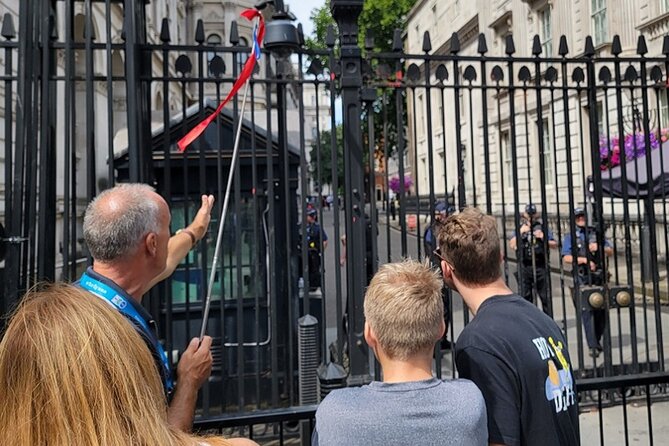 London: Westminster Abbey, Big Ben & Changing of the Guards Tour - Changing of the Guard requires careful planning